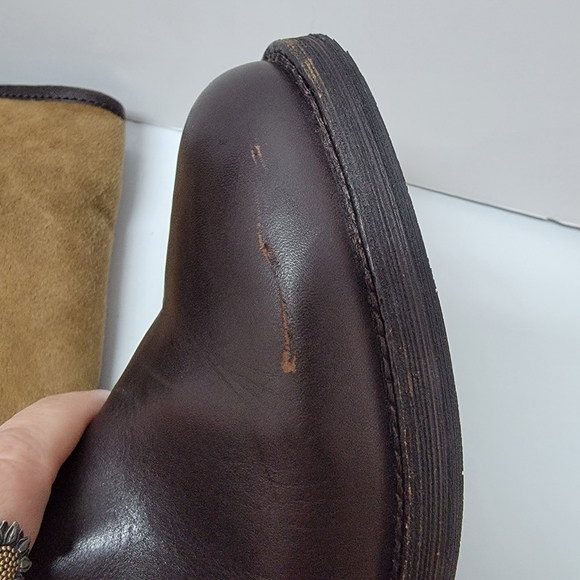 Tory Burch Brown and Tan Heeled Boots - Picture 4 of 5